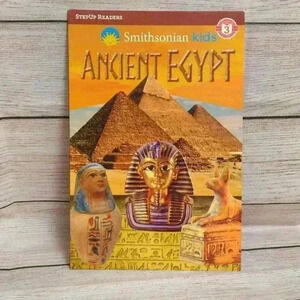 Level Three Reader, "Smithsonian Kids: Ancient Egypt" book